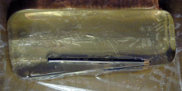 A view from above showing the Faber-Castell HB Pencil inside the gel.